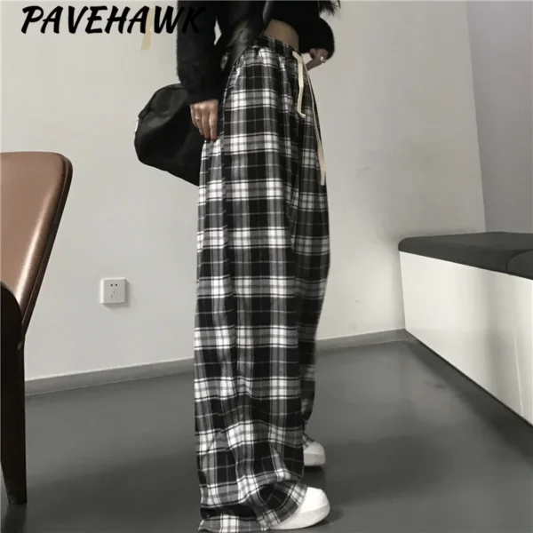 Women Black Plaid Wide Leg Pants Casual Hip Hop Elastic Waist Pockets Baggy Trousers Loose Vintage Y2K Sweatpants Streetwear - Image 6