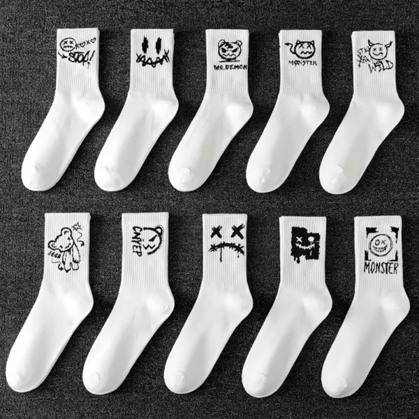 10 pairs of men's sports socks, casual, breathable, and versatile. Ghost face graffiti personalized socks - Image 4